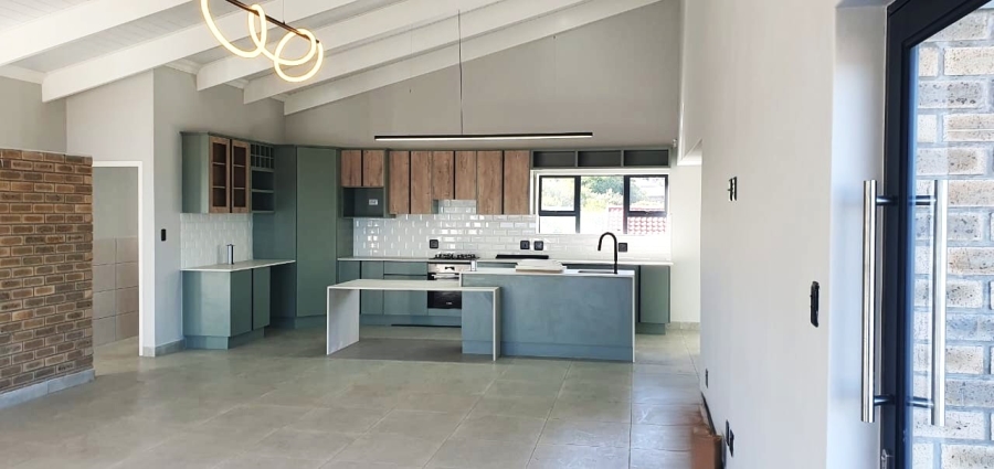 3 Bedroom Property for Sale in Dana Bay Western Cape